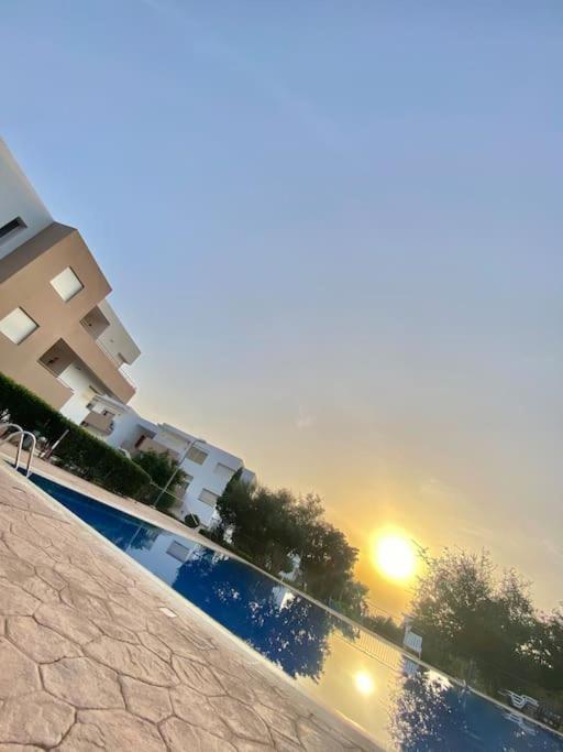 Superbe Avec Piscine - 5 Min De La A Imi Ouaddar Apartamento *